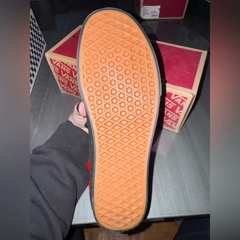 Vans Mens Black Old Skools - Picture 4 of 5
